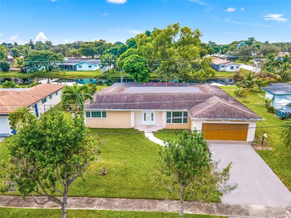 Mirror Lake Estates, 7080 NW 10th Ct, Plantation, Florida 33313, image 2