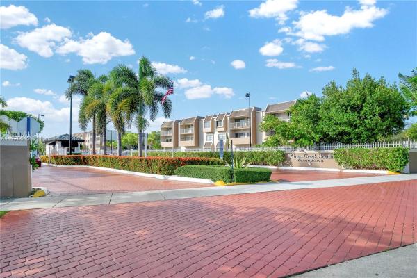Kings Creek South, 7787 SW 86 St #409, Kendall, Florida 33143, image 2