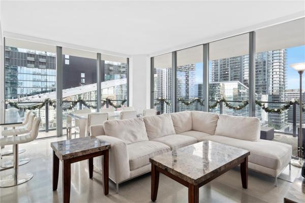 Reach Brickell City Centre, 68 SE 6th St #1702, Miami, Florida 33131, image 2