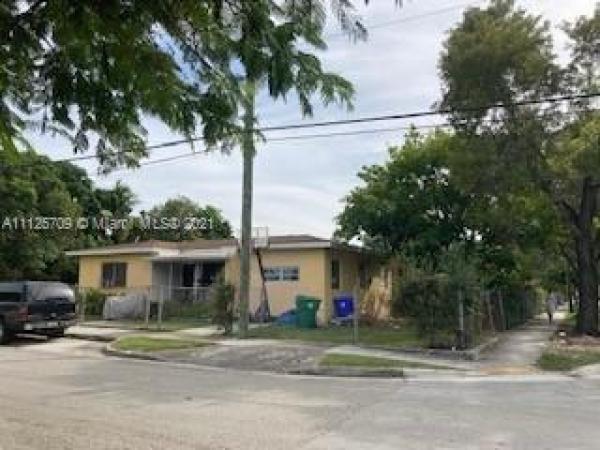 Railway Shops, 424 NW 53rd St, Miami, Florida 33127, image 2