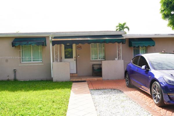 Tropical Estates, 5240 SW 99th Ave, Olympia Heights, Florida 33165, image 2