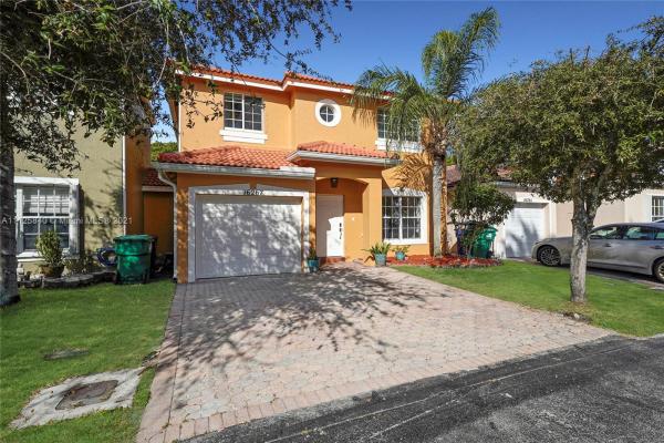 The Landings, 16267 SW 99th Ter, The Hammocks, Florida 33196, image 2