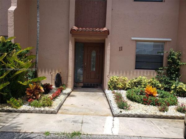 Valencia Village, 11 Toledo Ct #3-39, Davie, Florida 33324, image 2