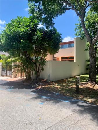 Sunset Park Lake Villas, 7600 SW 103rd Pl #7600, Kendall, Florida 33173, image 2