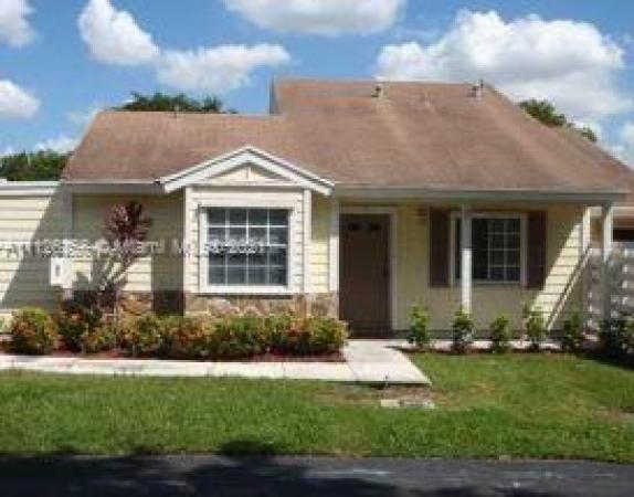Village Homes At Country Walk, 13800 SW 149th Cir Ln #4-69, Country Walk, Florida 33186, image 1