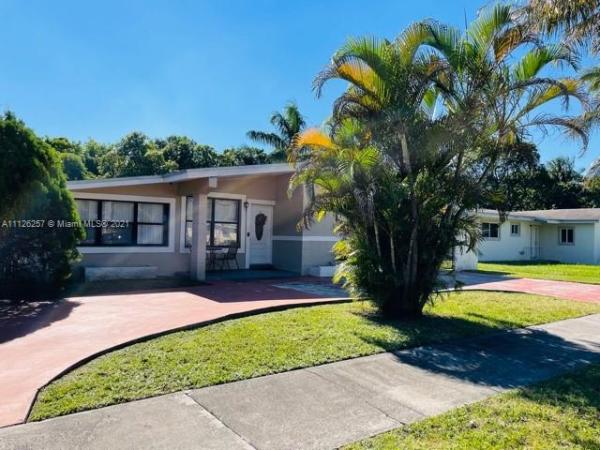 Sunswept Estates, 470 NE 176th St, North Miami Beach, Florida 33162, image 2