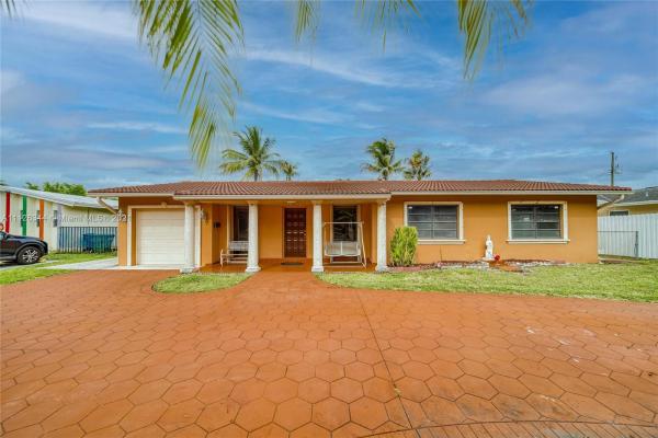 Southern Estates, 12365 SW 42nd St, Tamiami, Florida 33175, image 2