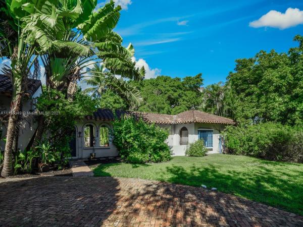 5800 Maynada St, Coral Gables, Florida 33146, image 2
