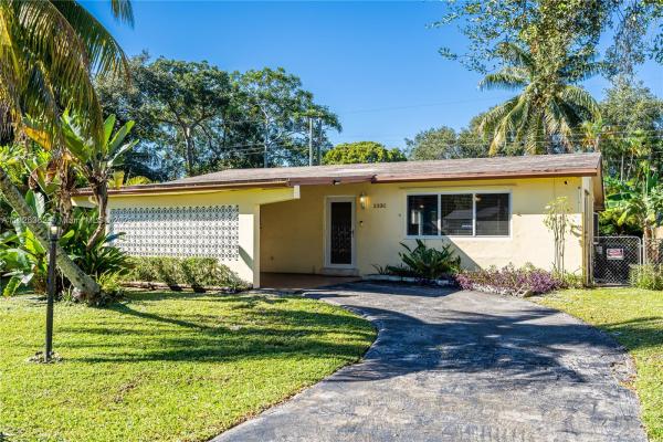 Sunshine Park Estates, 2330 N 61st Ter, Hollywood, Florida 33024, image 2