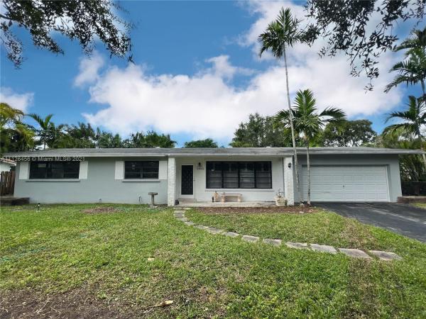 Suniland Manor, 12820 SW 83rd Ct, Pinecrest, Florida 33156, image 2