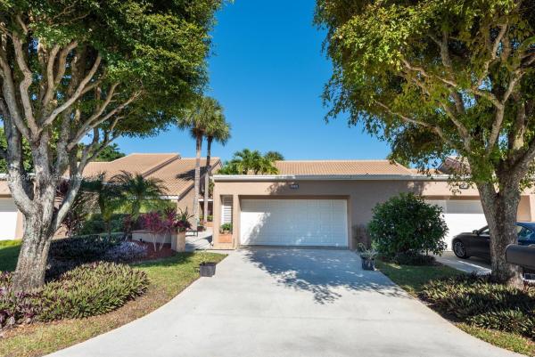Applegate At Indian Spring, 11142 Applegate Cir, Boynton Beach, Florida 33437, image 2