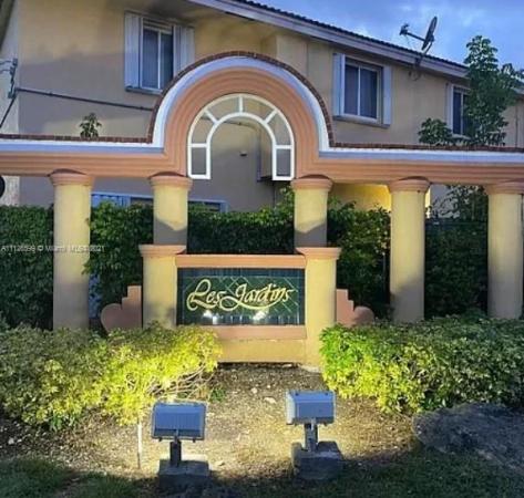 Les Jardins, 8230 NW 10th St #11, Fountainebleau, Florida 33126, image 2