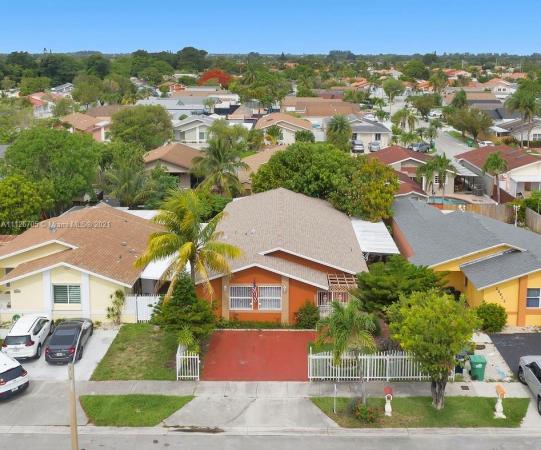 Strawberry Field, 20928 SW 118th Ct, South Miami Heights, Florida 33177, image 2