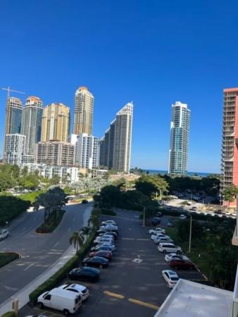 Winston Towers 300, 230 174th St #710, Sunny Isles Beach, Florida 33160, image 2