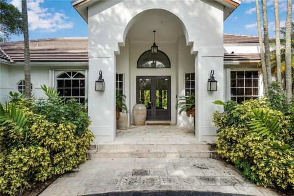 Van Haven Estates, 6821 SW 104th St, Pinecrest, Florida 33156, image 2