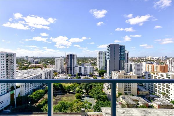 Axis On Brickell North, 1111 SW 1st Ave #1821-N, Miami, Florida 33130, image 2