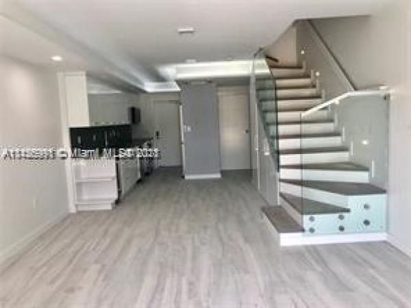 Casa Del Mar, 881 Ocean Dr #TH13, Key Biscayne, Florida 33149, image 2
