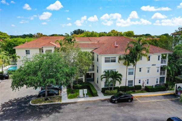 Royal River, 2901 Riverside Dr #104, Coral Springs, Florida 33065, image 1