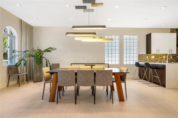 Aventura Lakes, 20715 NE 30th Pl, Aventura, Florida 33180, image 2