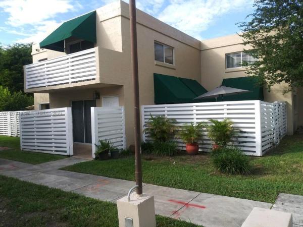 Arbor Courts, 14361 SW 97th Ter #14361, The Hammocks, Florida 33186, image 2