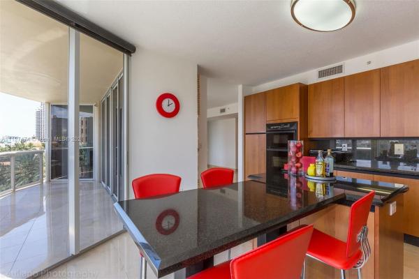 The Pinnacle, 17555 Collins Ave #604, Sunny Isles Beach, Florida 33160, image 2