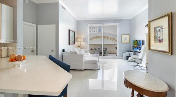 One Tequesta Point, 888 Brickell Key Dr #400, Miami, Florida 33131, image 2
