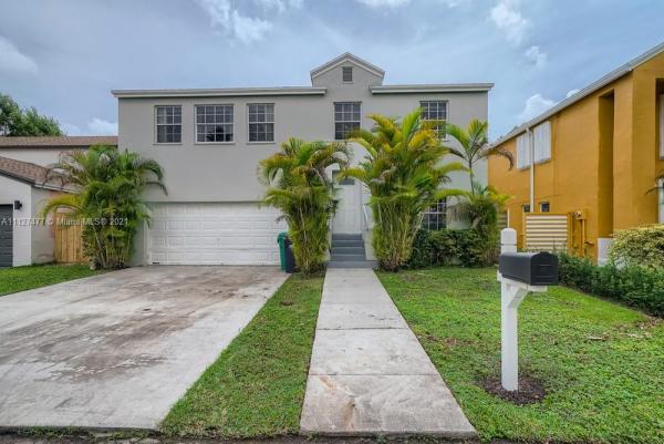 Cutler Landings, 11932 SW 273rd #11932, South Miami Heights, Florida 33032, image 2