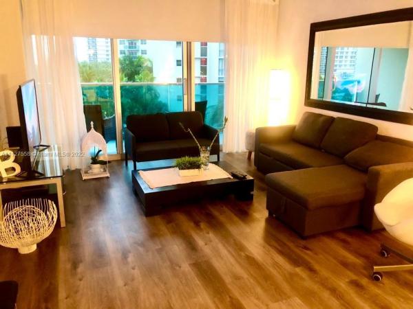 Sian Ocean Residences, 4001 S Ocean Dr #5E, Hollywood, Florida 33019, image 2