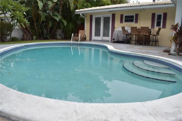 Yacht Harbor Estates, 1248 N Harbor Dr, Riviera Beach, Florida 33404, image 2