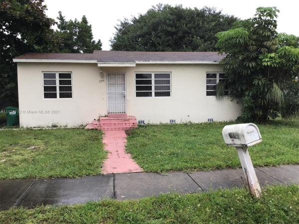 West Silver Crest, 1279 NW 100th St, Pinewood, Florida 33147, image 2