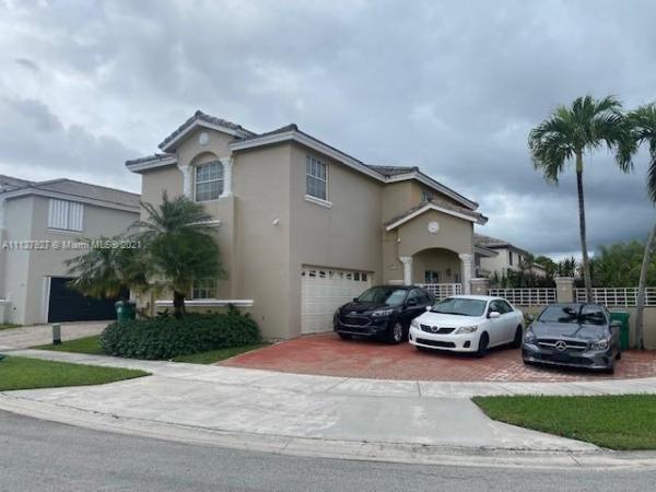 Peral, 9475 SW 154th Ct, The Hammocks, Florida 33196, image 2