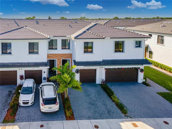 The Landings, 10946 SW 235th St, Princeton, Florida 33032, image 2