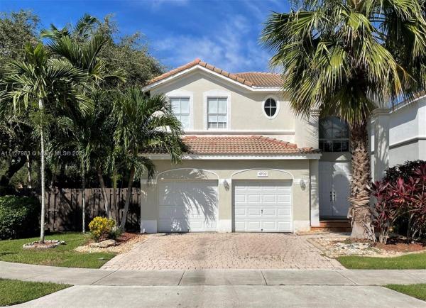 Biarritz, 4702 NW 113th Pl, Doral, Florida 33178, image 1