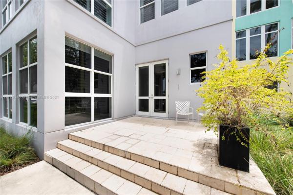 Aqua At Allison Island, 6101 W Laguna Dr, Miami Beach, Florida 33141, image 1