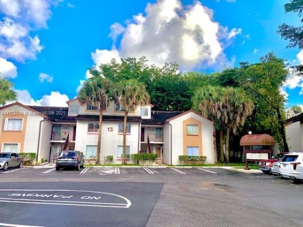 Parc Vista, 14010 SW 93rd Ln #14010, The Hammocks, Florida 33186, image 2