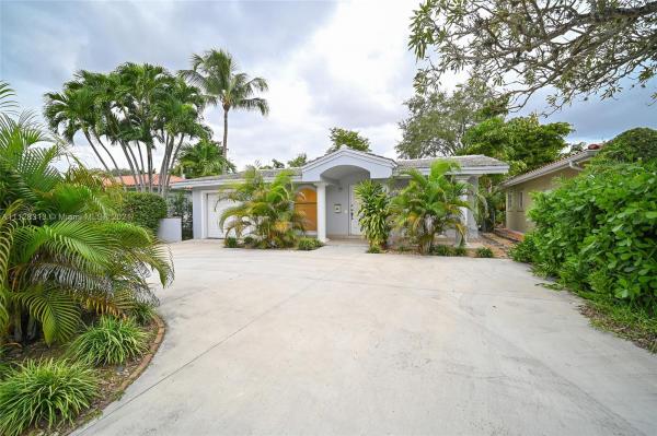 Coral Gables Country Club, 1421 Bird Rd, Coral Gables, Florida 33146, image 2