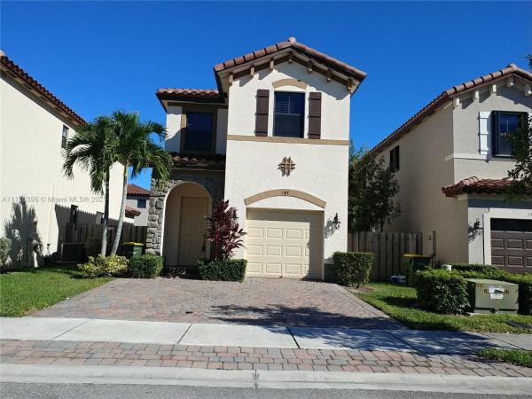Sierra At The Vineyards, 147 NE 37th Rd, Homestead, Florida 33033, image 2