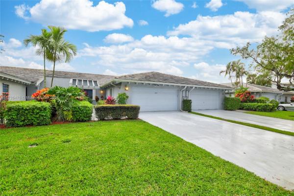 Waterford Isle At Woodmont, 8404 NW 78th Ct, Tamarac, Florida 33321, image 1