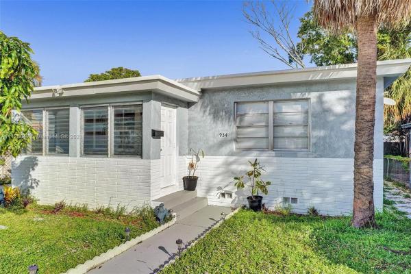 Riviera Beach Heights, 934 W 5th St, Riviera Beach, Florida 33404, image 2
