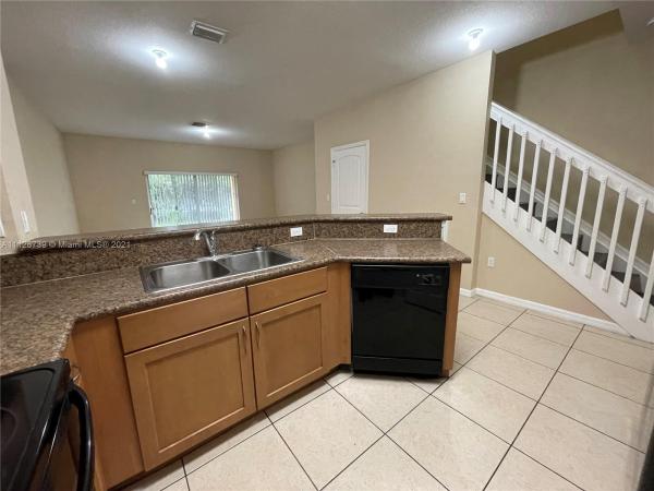 Bella Vista, 3524 NW 29th Ct, Lauderdale Lakes, Florida 33311, image 2