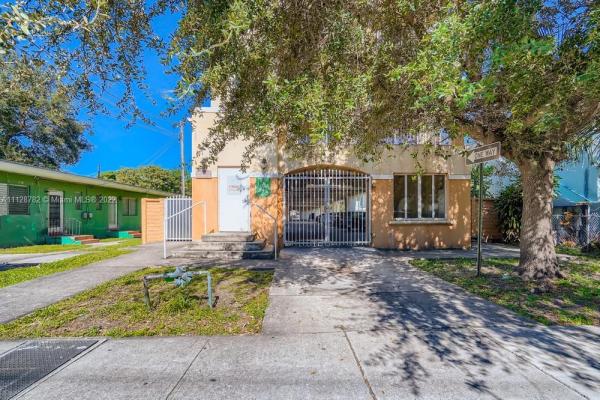 River Breeze, 1453 SW 3rd #208, Miami, Florida 33135, image 2