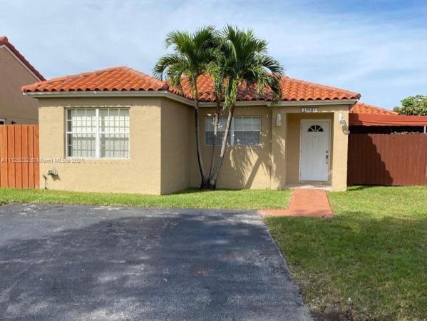 Deerwood Estates, 12885 SW 150th Ter, Three Lakes, Florida 33186, image 2