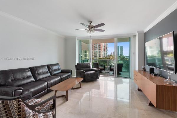 Aventura Marina 2, 3330 NE 190th St #410, Aventura, Florida 33180, image 2