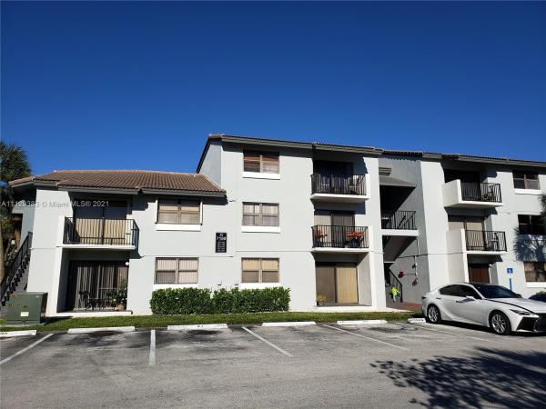 Villa Bellini, 7100 NW 179th St #208, Hialeah, Florida 33015, image 2