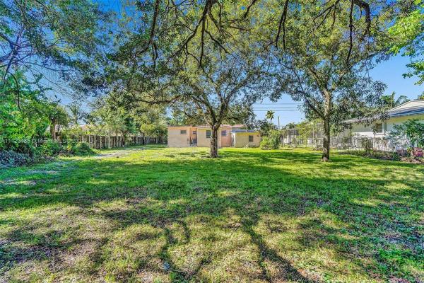 Carl Byoir, 15161 NE 8th Ave, Golden Glades, Florida 33162, image 2