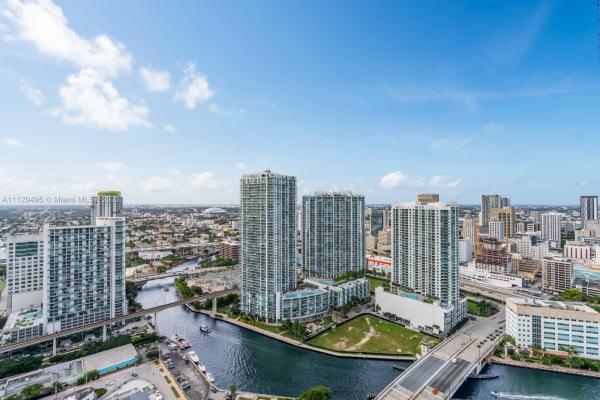 Reach Brickell City Centre, 68 SE 6th St #3505, Miami, Florida 33131, image 2