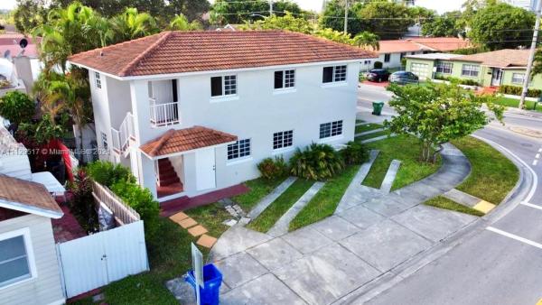 Grapeland, 2408 SW 16th St, Miami, Florida 33145, image 2