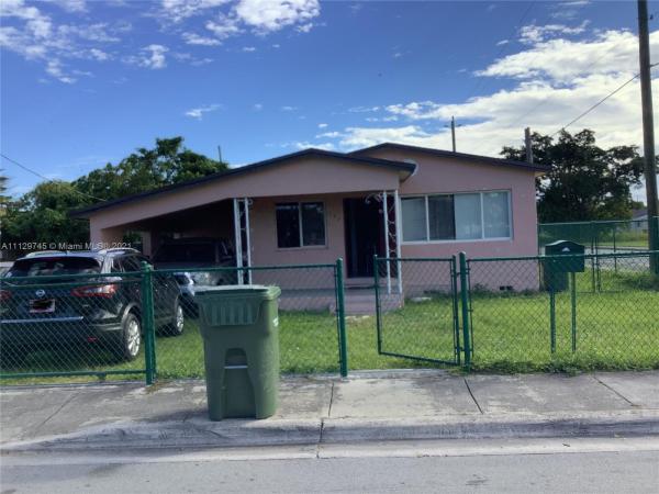 Ewings, 547 SW 4th Ave, Homestead, Florida 33030, image 2