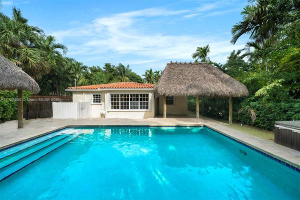 New Belle Meade, 960 NE 74th St, Miami, Florida 33138, image 2