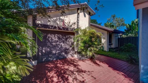 Pelican Point At The Hammocks, 14883 SW 96th Ter, The Hammocks, Florida 33196, image 2